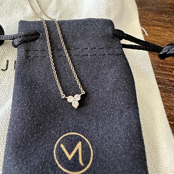 Mejuri Jewelry - MEJURI Lotus Necklace